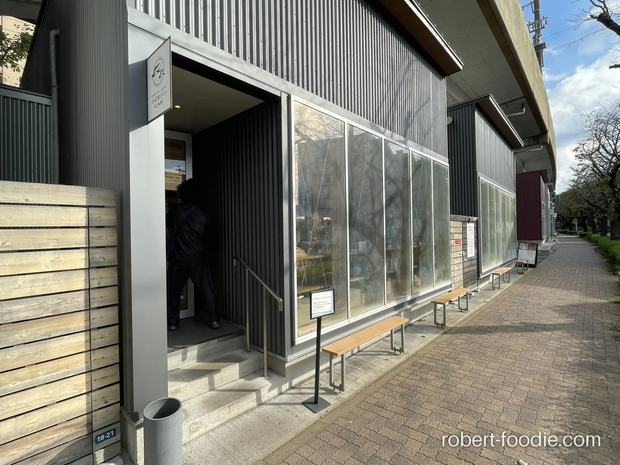 Tsubame Bread & Milk 尼ヶ坂本店 店外觀