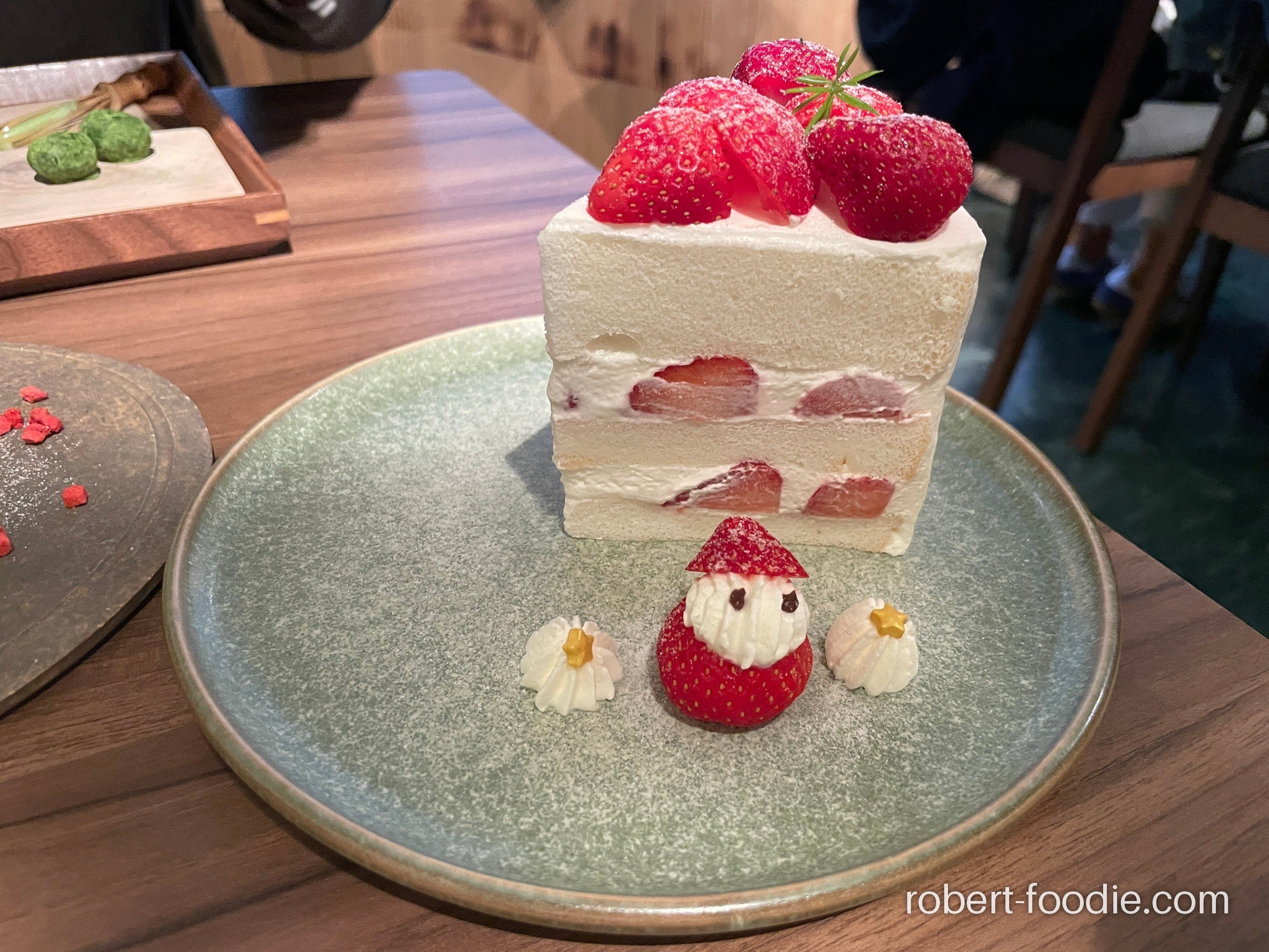 Aki matcha bar 草莓鮮奶油蛋糕