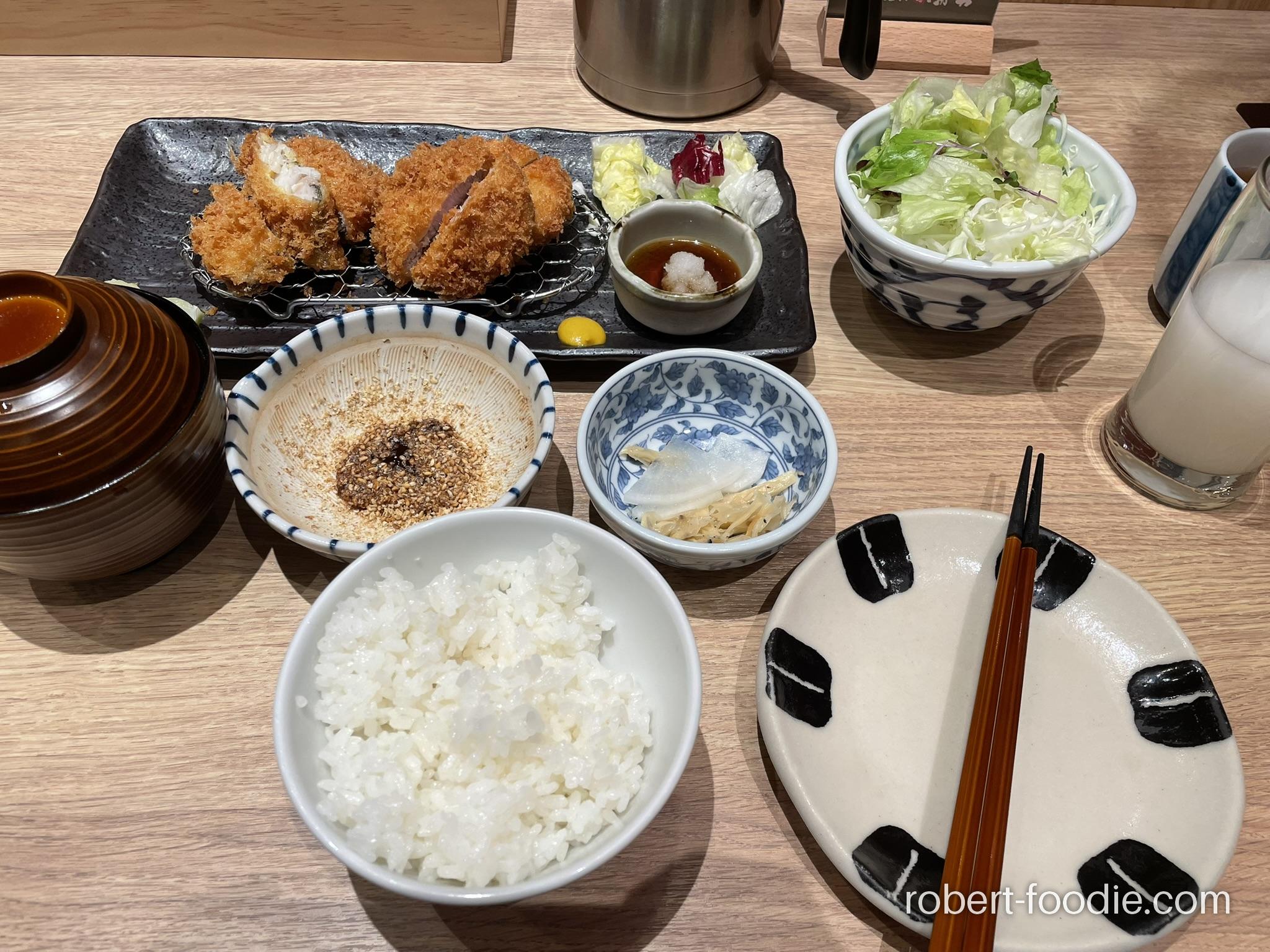 伊勢路勝勢日式豬排 遠東GARDEN CITY大巨蛋店 魚腰內豬排