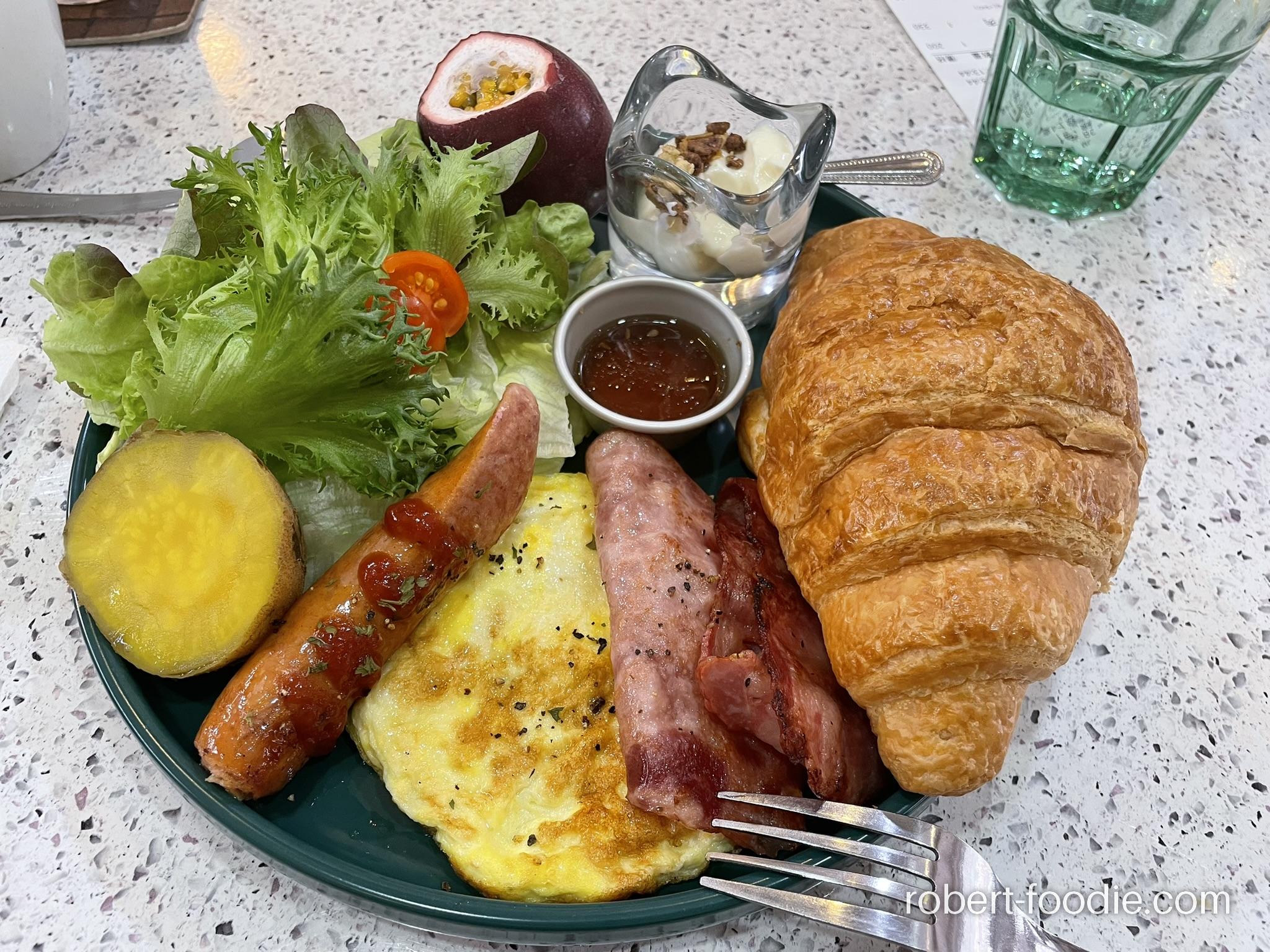 早午J&M BRUNCH 經典可頌早午餐