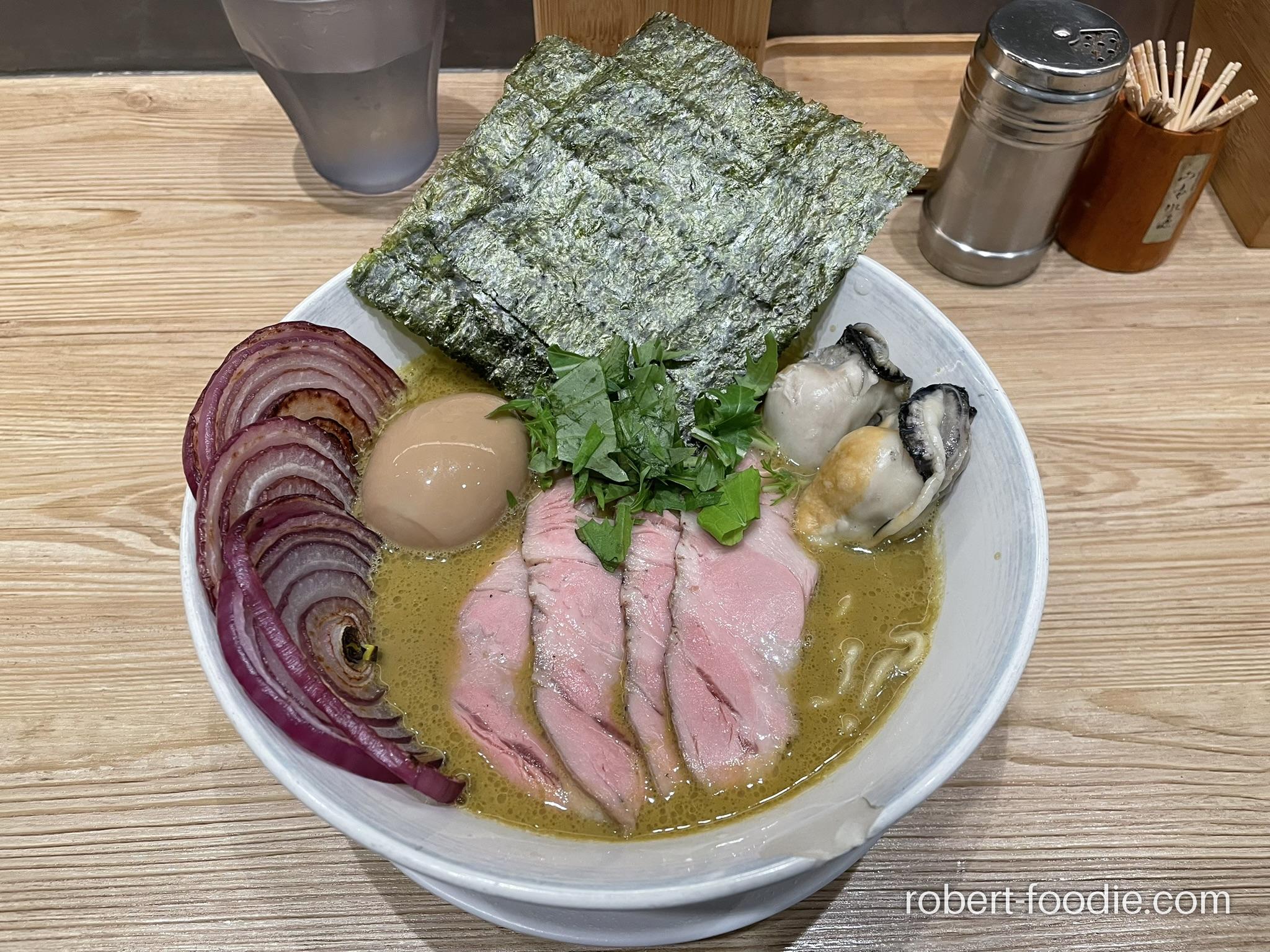 二屋牡蠣拉麵